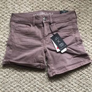 Midi Low rise, super stretch shorts - Plum